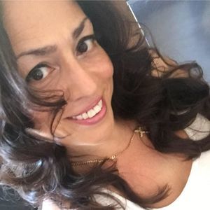 Meet your Posher, Sonia